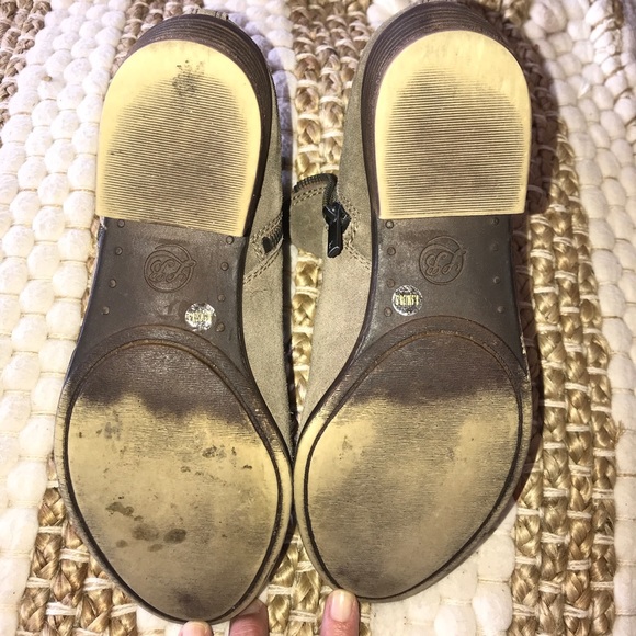 Lucky Brand Basil Ankle Booties - Picture 7 of 9